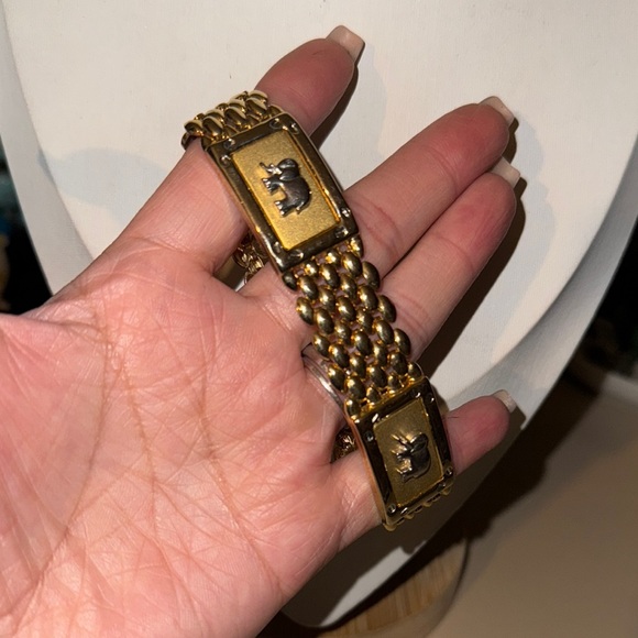 Other - Vintage 2 tone Elephant Bracelet